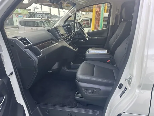 グランエース(トヨタ)G 8人中古車 3