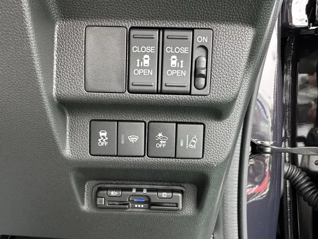 フリード(ホンダ)G Sパッケージ中古車 12