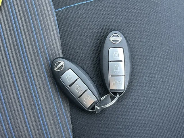 リーフ(ニッサン)X Vセレクション中古車 25