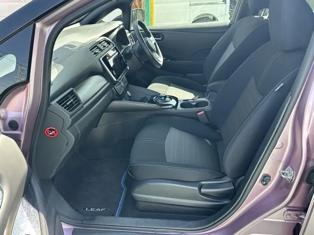 リーフ(ニッサン)X Vセレクション中古車 3