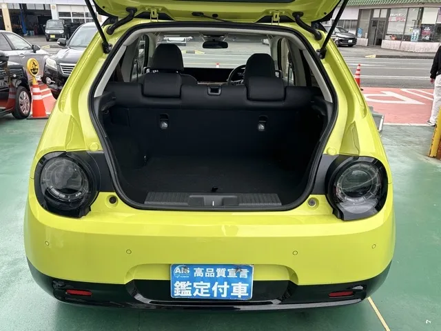 HONDA e(ホンダ)ベースグレード中古車 9
