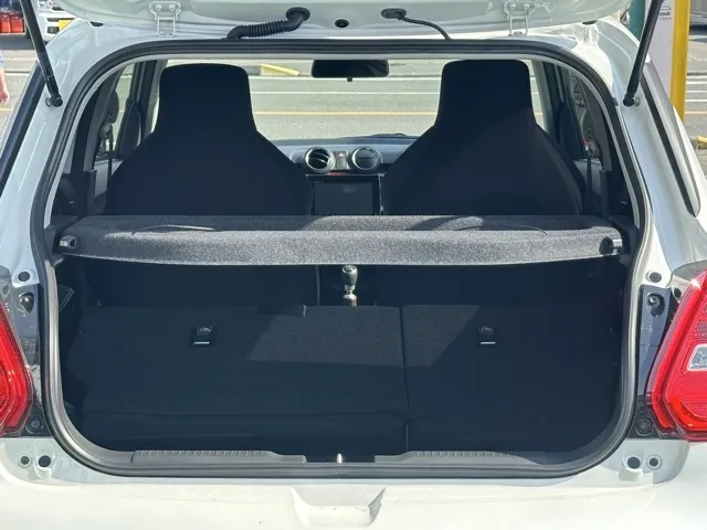 スイフト(スズキ)ベースグレード　セーフティパッケージ 全方位カメラ MT中古車 9