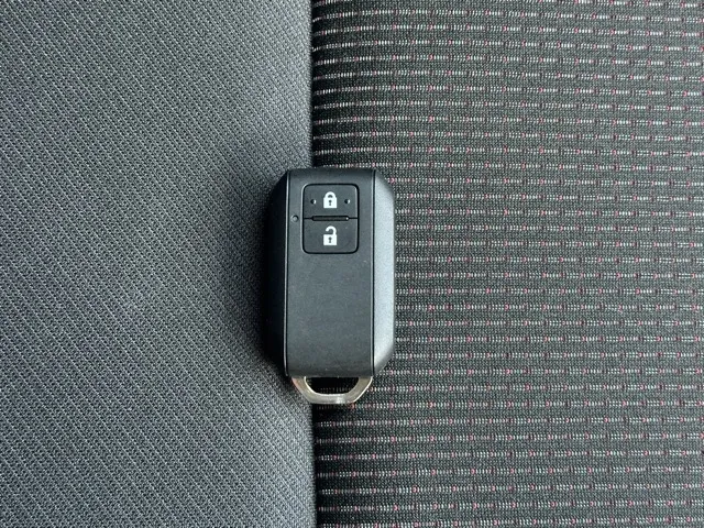 スイフト(スズキ)ベースグレード　セーフティパッケージ 全方位カメラ MT中古車 27