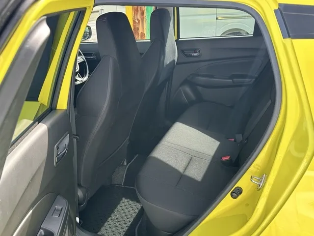 スイフト(スズキ)ベースグレード　セーフティサポート非装着車 MT中古車 4