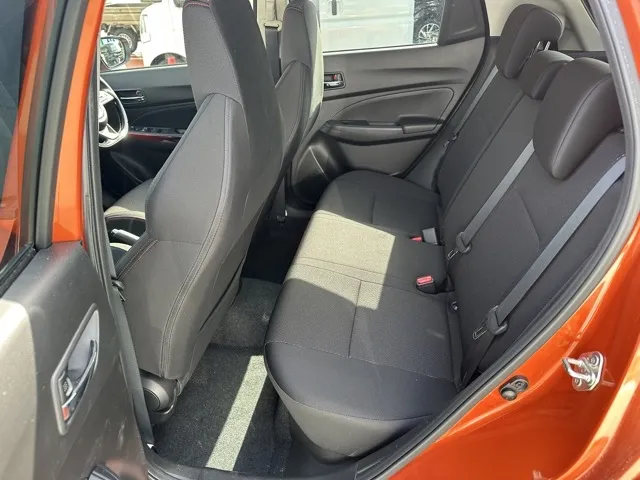 スイフト(スズキ)ベースグレード　セーフティサポート非装着車 MT中古車 4