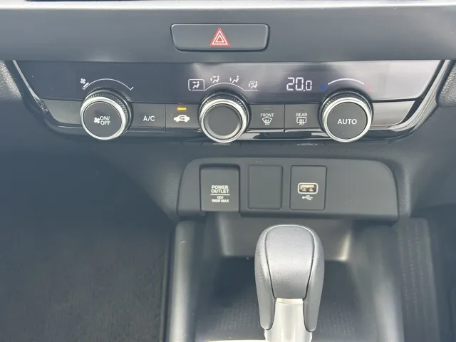 フィット(ホンダ)e：HEV ホーム中古車 15