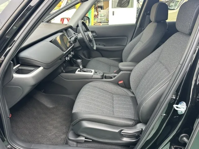 フィット(ホンダ)e：HEV ホーム中古車 3