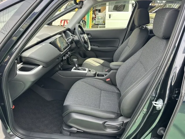 フィット(ホンダ)e：HEV ホーム中古車 3