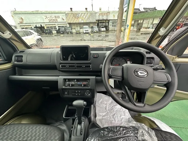 ハイゼット(ダイハツ)ジャンボ エクストラ AT 2WD届出済未使用車 4