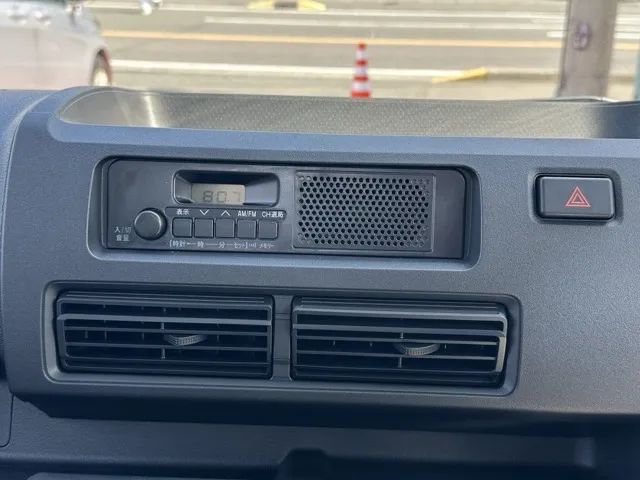 ハイゼット(ダイハツ)スタンダード SA非装着車 AT 2WD届出済未使用車 12