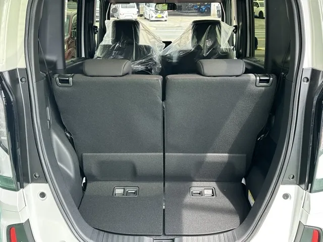 N-BOX(ホンダ)N-BOXカスタム 両側PSD届出済未使用車 10