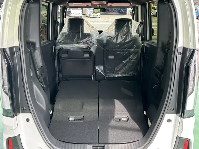 N-BOX(ホンダ)N-BOXカスタム 両側PSD届出済未使用車 11