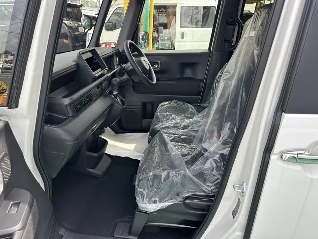 N-BOX(ホンダ)N-BOXカスタム 両側PSD届出済未使用車 3