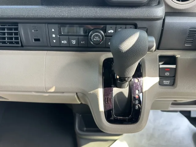 N-BOX(ホンダ)JOYターボ届出済未使用車 16