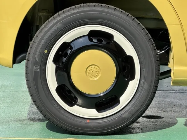 N-BOX(ホンダ)N-BOX ファッションスタイル コンフォートＰ 4WD届出済未使用車 13