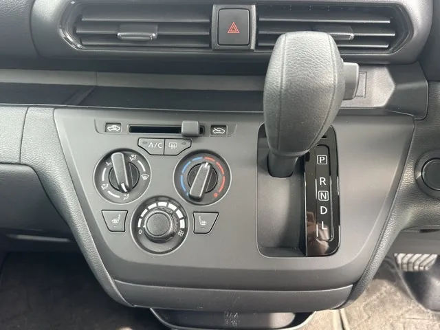 eKクロススペース(三菱)Ｍ中古車 16