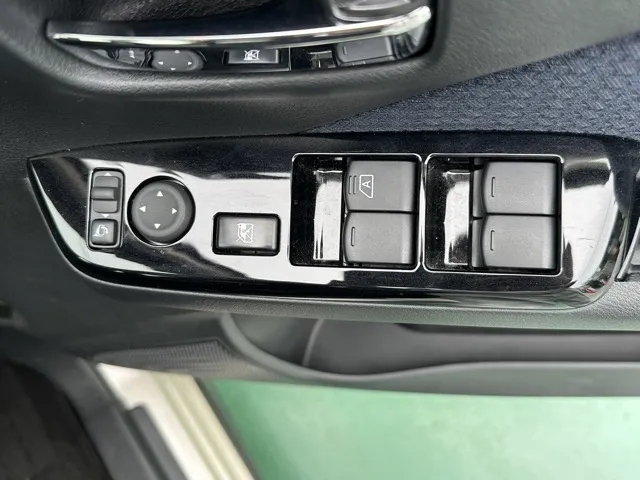 eKクロス(三菱)G中古車 9