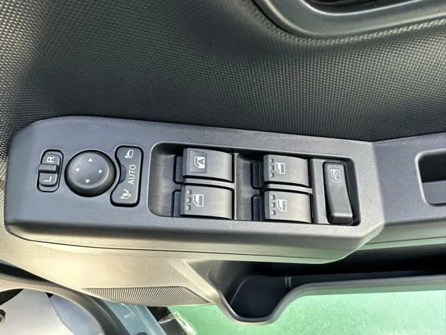 タフト(ダイハツ)G ダーククロムベンチャー届出済未使用車 12