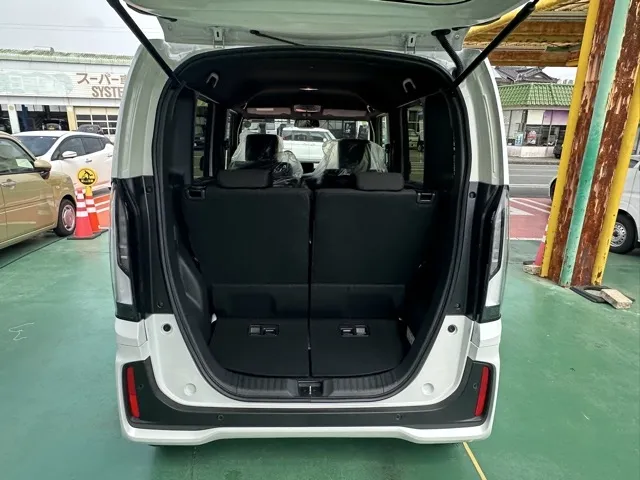 N-BOX(ホンダ)N-BOXカスタム 両側PSD届出済未使用車 9