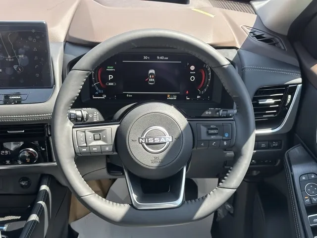 エクストレイル(ニッサン)G e-4ORCE サンルーフ ルーフレール 寒冷地登録済未使用車 7