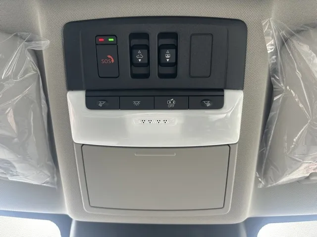 エクストレイル(ニッサン)オーテック e-4ORCE アドバンスドパッケージ登録済未使用車 22