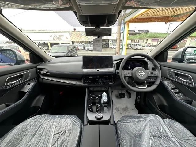 エクストレイル(ニッサン)オーテック e-4ORCE アドバンスドパッケージ登録済未使用車 5