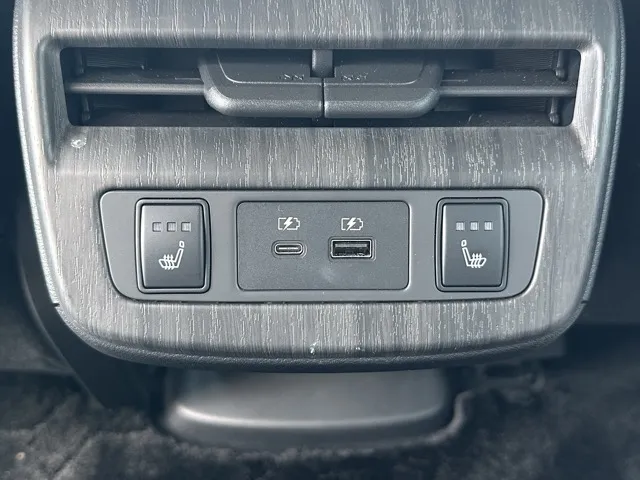 アリア(ニッサン)B6中古車 7