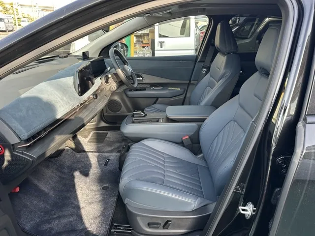 アリア(ニッサン)B9 e-4ORCE リミテッド中古車 3