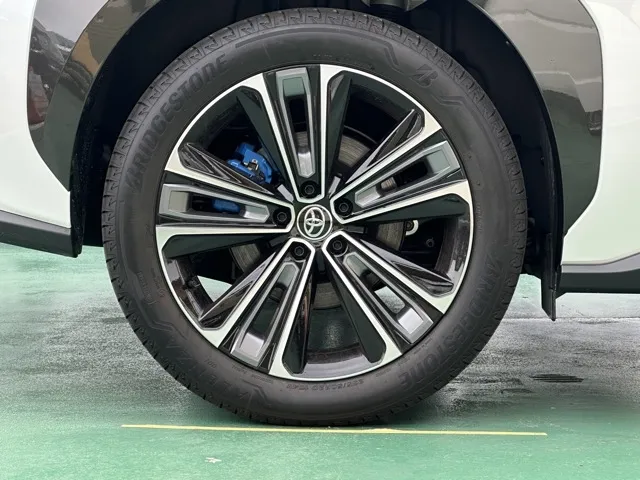 bZ4X(トヨタ)Z中古車 13