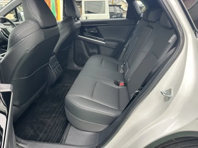 bZ4X(トヨタ)Z中古車 4