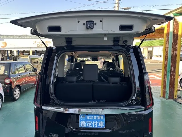 セレナ(ニッサン)eパワーハイウェイスターV アラウンドビューモニター 12.3ナビ登録済未使用車 9