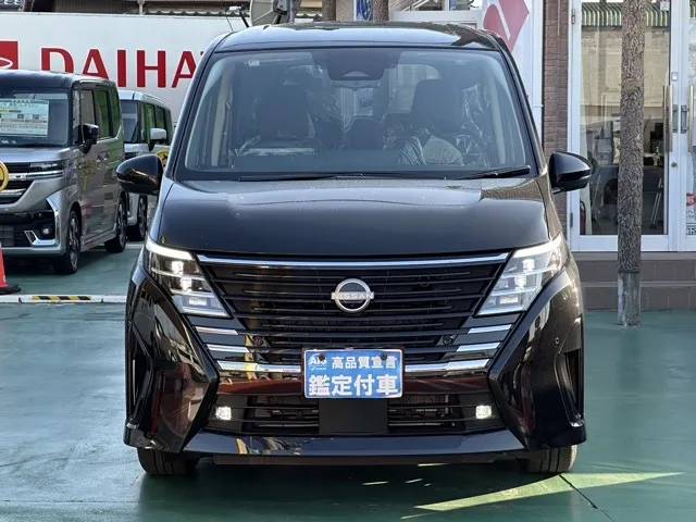 セレナ(ニッサン)eパワーハイウェイスターV アラウンドビューモニター 12.3ナビ登録済未使用車 29