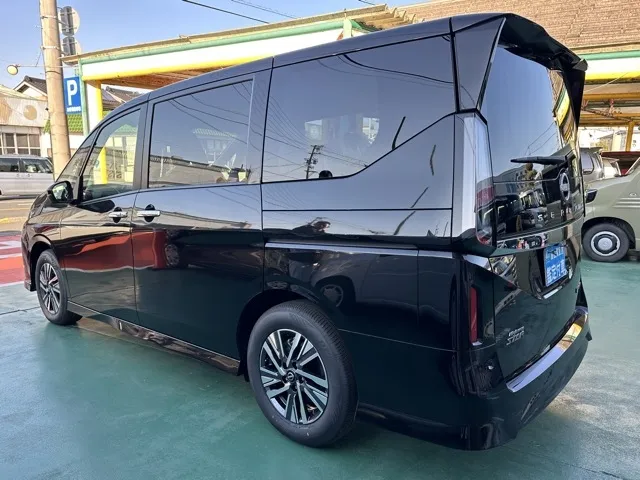 セレナ(ニッサン)eパワーハイウェイスターV アラウンドビューモニター 12.3ナビ登録済未使用車 2