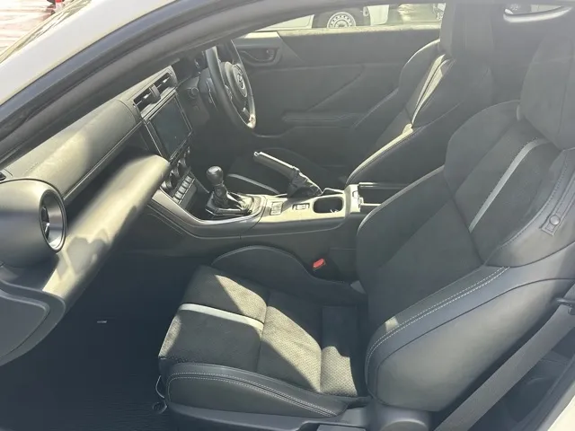 GR86(トヨタ)RZ AT中古車 3