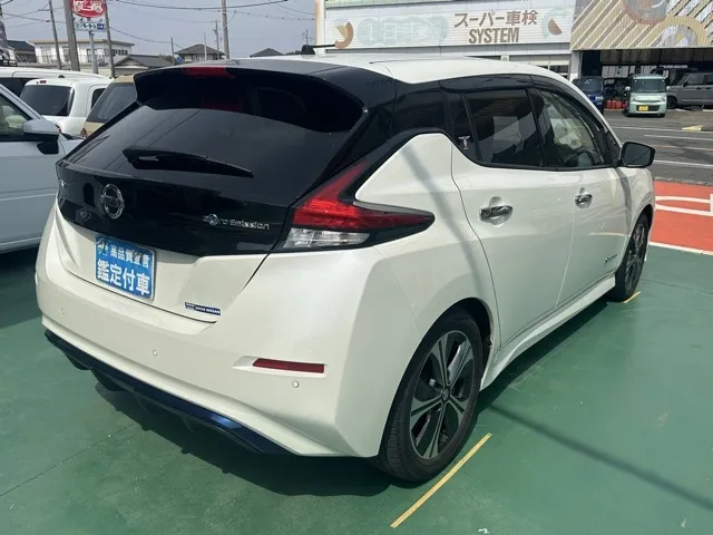 リーフ(ニッサン)X Vセレクション中古車 9