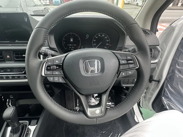 WR-V(ホンダ)Z登録済未使用車 12