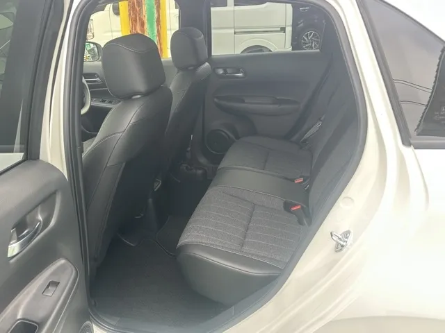 フィット(ホンダ)HOME（ホーム）中古車 4