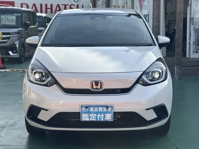 フィット(ホンダ)e：HEV ホーム ４ＷＤ中古車 22