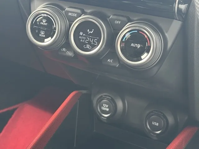 スイフト(スズキ)ベースグレード　セーフティパッケージ 全方位カメラ AT中古車 22