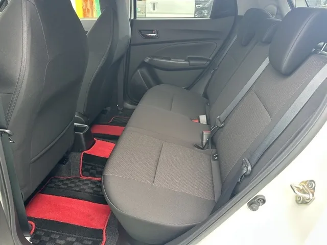 スイフト(スズキ)ベースグレード　セーフティパッケージ 全方位カメラ AT中古車 4