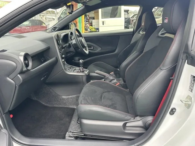 GRヤリス(トヨタ)RZ ハイパフォーマンス ４WD 6MT中古車 3