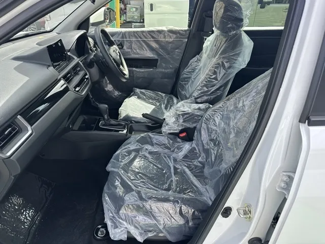 WR-V(ホンダ)Xディーラ-試乗車 3