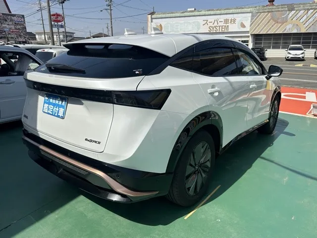 アリア(ニッサン)B9 e-4ORCE リミテッド中古車 9