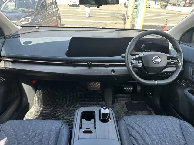 アリア(ニッサン)B9 e-4ORCE リミテッド中古車 6