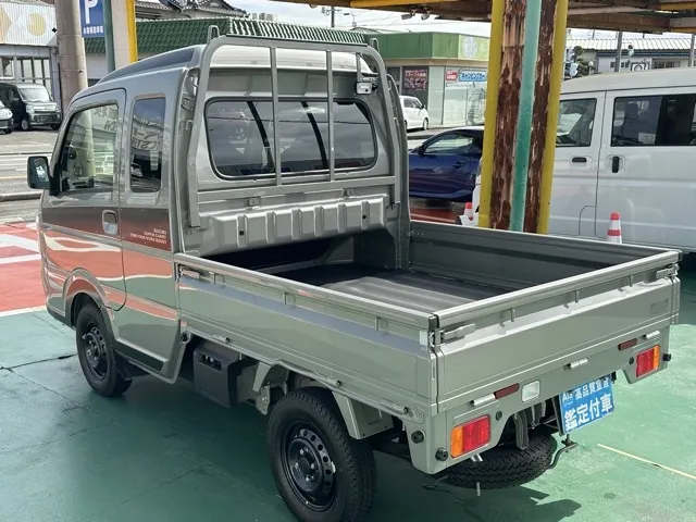 キャリートラック(スズキ)スーパーキャリイXリミテッド 4WD AT中古車 2