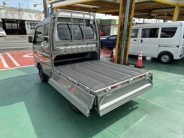 キャリートラック(スズキ)スーパーキャリイXリミテッド 4WD AT中古車 5