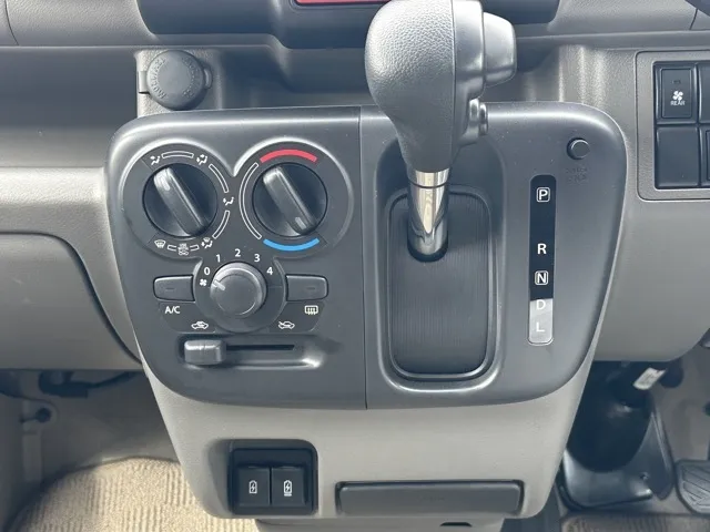 エブリイ(スズキ)NV１００クリッパーGX AT中古車 17