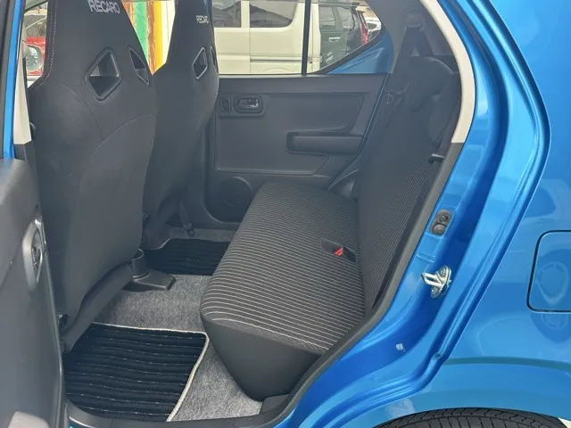 アルト(スズキ)ベースグレード 4WD 5AGS中古車 4