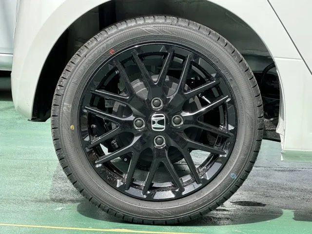 N-ONE(ホンダ)ＲＳ ６ＭＴ届出済未使用車 11