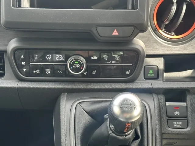 N-ONE(ホンダ)ＲＳ ６ＭＴ届出済未使用車 15